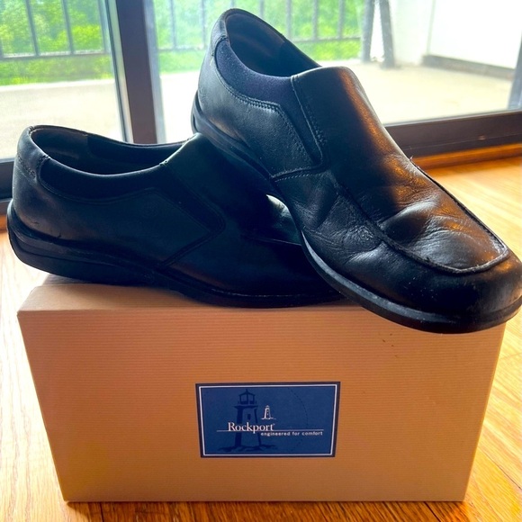 Rockport Black Leather Flats Sleek Minimalist Design - Picture 10 of 10